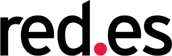 Logotipo de una empresa moderna en colores negro y rojo, representando innovación y dinamismo. Ideal para identificar la marca en plataformas digitales.